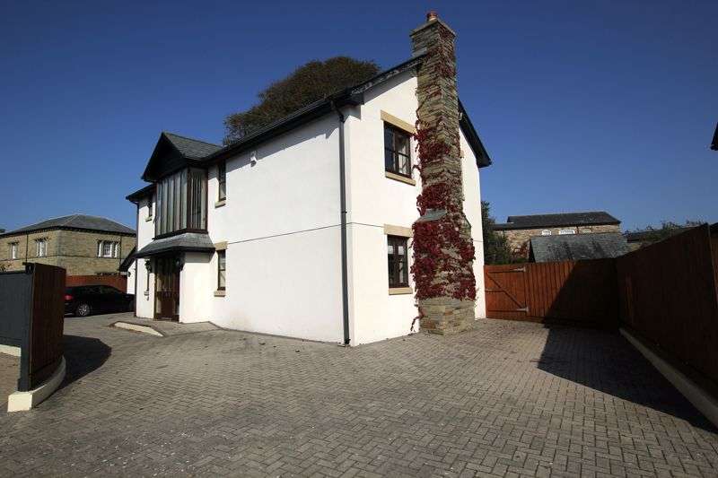 4 Bedroom Home For Sale In Foulston Way, Bodmin, PL31