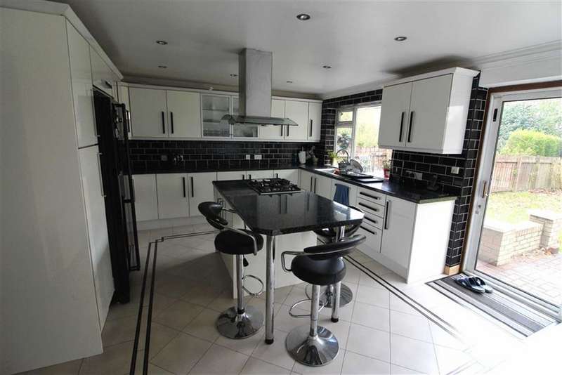 5 Bedroom Detached Bungalow For Sale In Fatfield Park, Washington, NE38