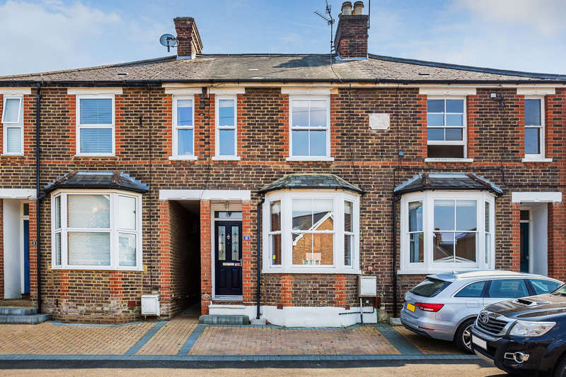 2 Bedroom Terraced House To Rent In Glovers Road, Reigate, RH2