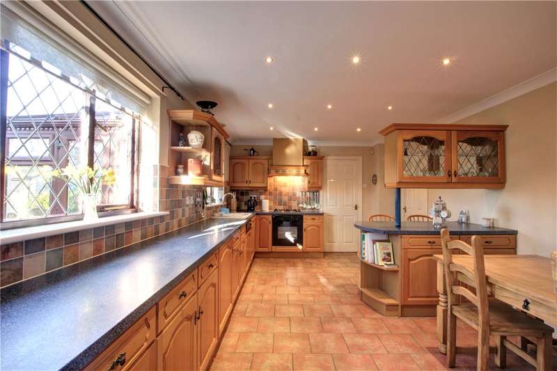 4 Bedroom Detached House For Sale In Goodwood Close, Shotley Bridge