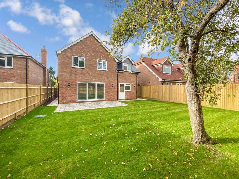 4 Bedroom Detached House For Sale In Croft Road, Shinfield, Reading, RG2