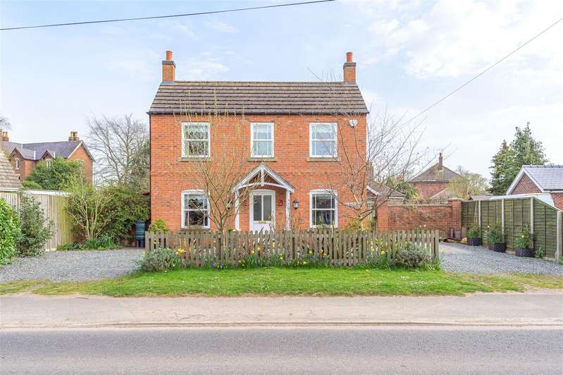 3 Bedroom Detached House For Sale In Boston Road, Horncastle, LN9