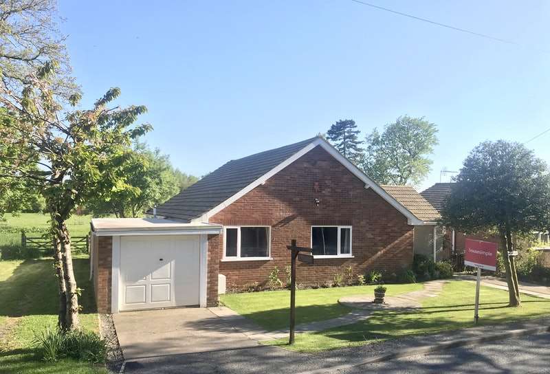 Houses for sale & to rent in LN13 9JJ, Thurlby Road,,Alford, Alford