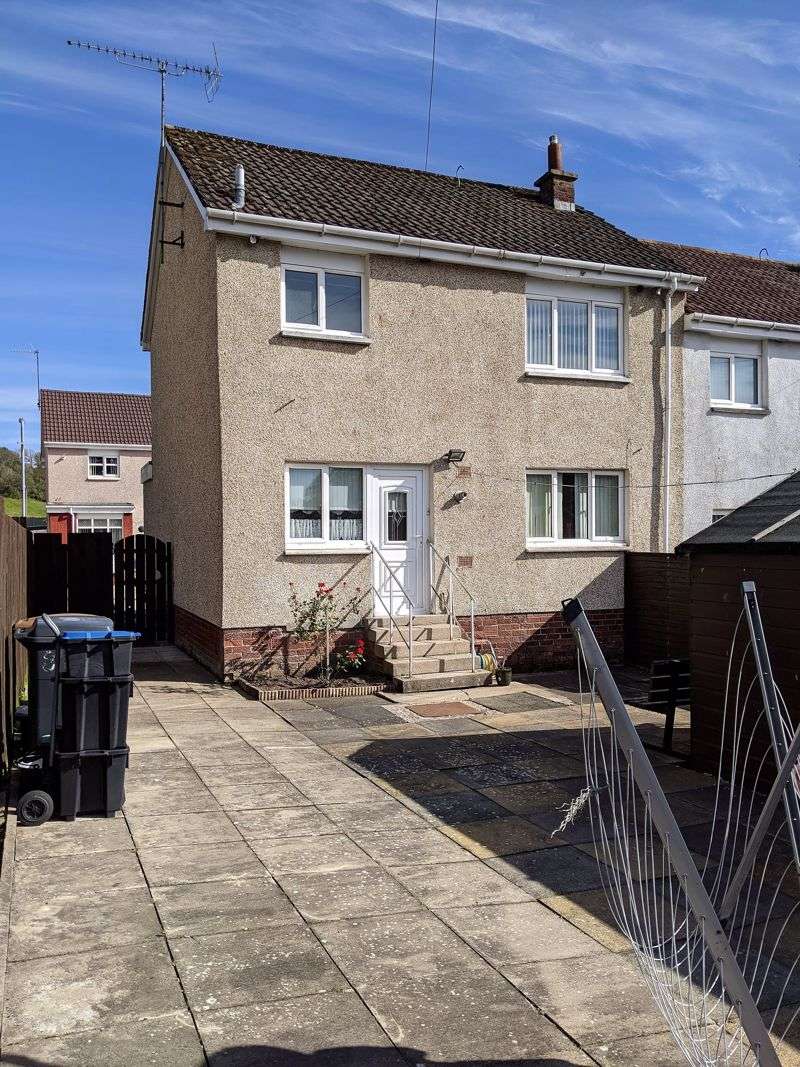 3 Bedroom Home For Sale In Braehead Place, Lugar, Cumnock, KA18