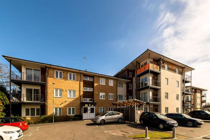 2 Bedroom Flat To Rent In Bennett Close, Hounslow, TW4