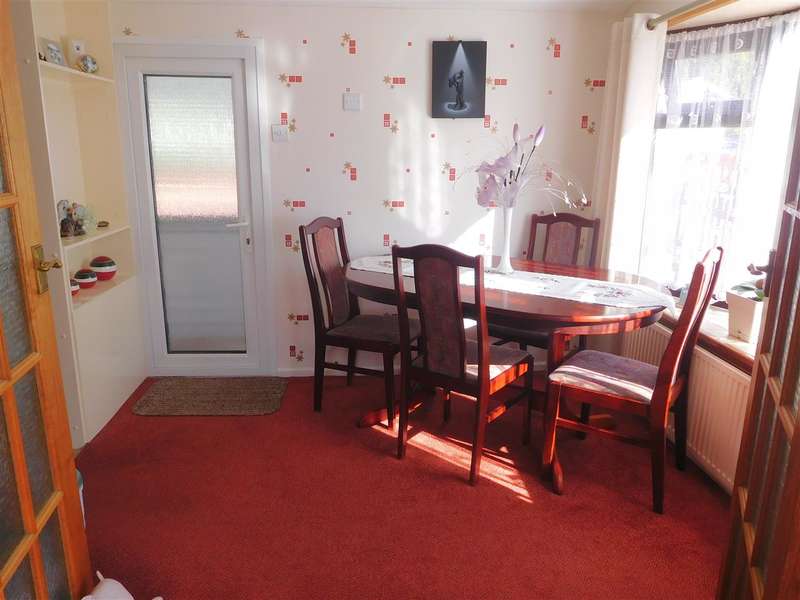 3 Bedroom Park Home Mobile Home For Sale In The Copse, Newport Park