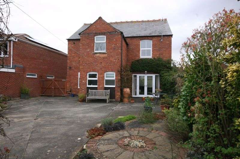 4 Bedroom Home For Sale In Churchdown Lane, Hucclecote, Gloucester, GL3