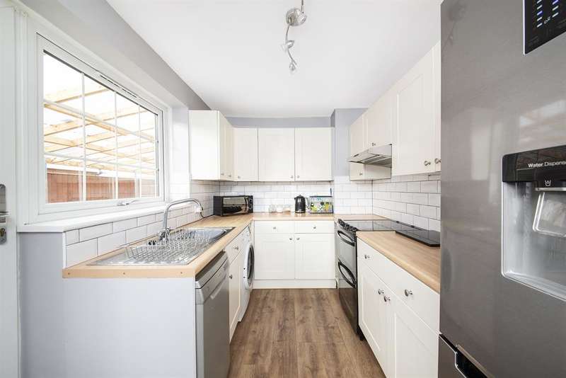 2 Bedroom SemiDetached Bungalow For Sale In Knapton Close, Strensall