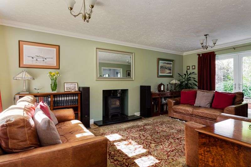 4 Bedroom Property For Sale In Regal Close, Kingsmead, Northwich, CW9