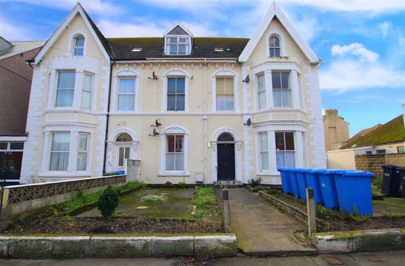 Houses for sale in Rhyl, Denbighshire