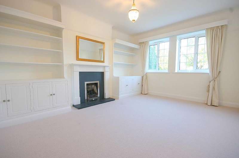 2 Bedroom Flat To Rent In Gloucester Court, Kew, Surrey, TW9