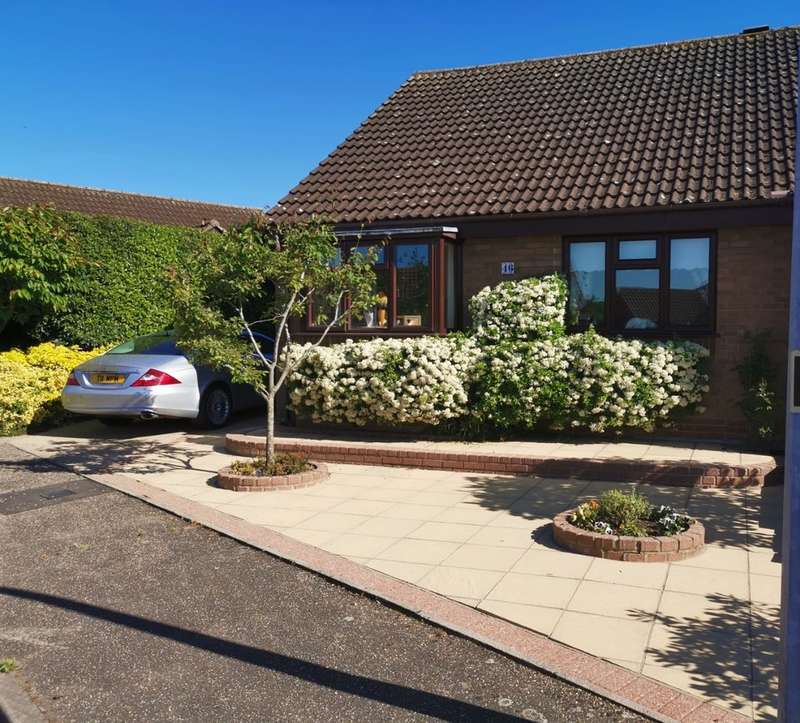 2 Bedroom Semi Detached Bungalow For Sale In Church View, Harleston, IP20