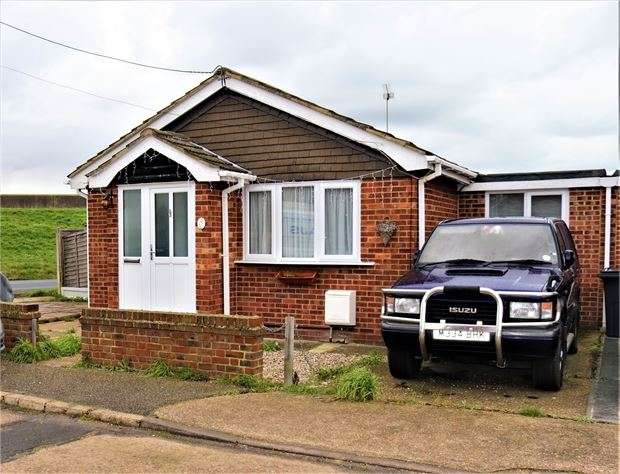 2 Bedroom Detached Bungalow To Rent In Rattwick Drive, Canvey Island, Canvey Island, Essex. SS8