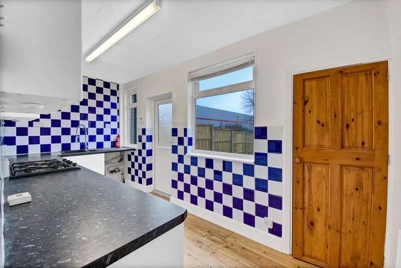 2 Bedroom Terraced House For Sale In Torrington Avenue, Tile Hill