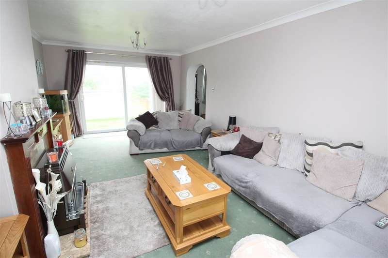 4 Bedroom House For Sale In Little Ridge Avenue, St. Leonardsonsea, TN37