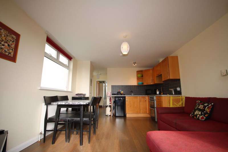 1 Bedroom Flat To Rent In Pentire Avenue, Newquay, TR7