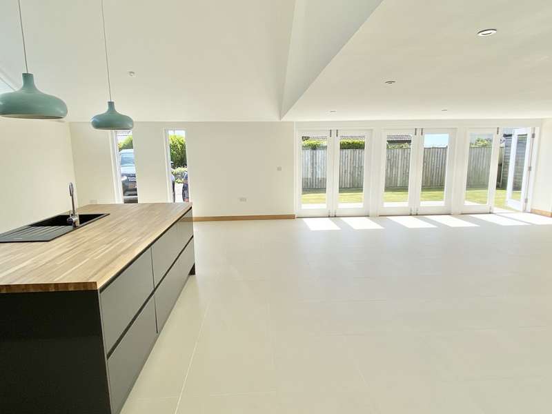 4 Bedroom Detached Bungalow For Sale In Sunny Corner Lane, Sennen, TR19