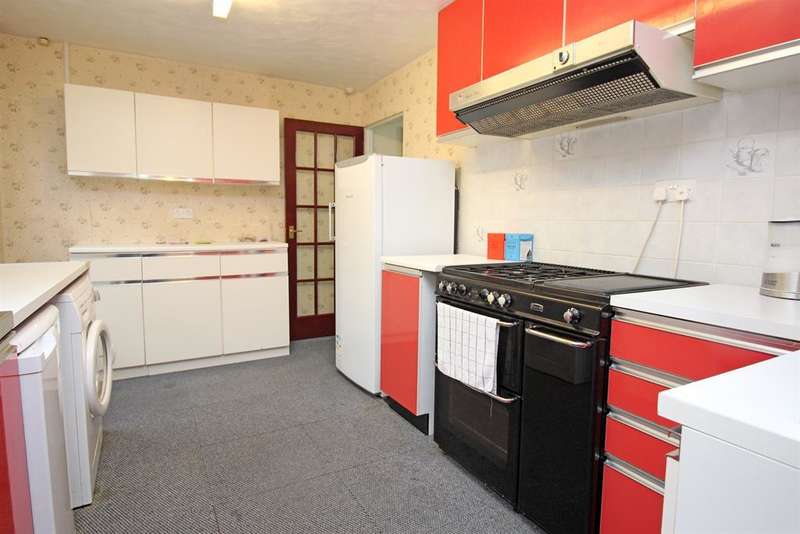 3 Bedroom End Of Terrace House For Sale In Anderson Road, Stevenage, SG2