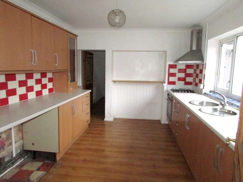 3 Bedroom Terraced For Sale In John Street, Resolven, Neath, SA11