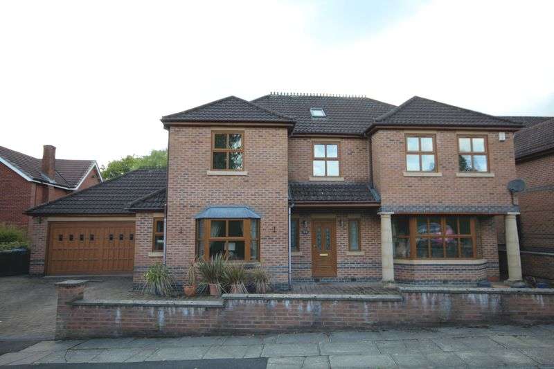 5 Bedroom Property For Sale In Northdene Drive, Bamford, Rochdale OL11