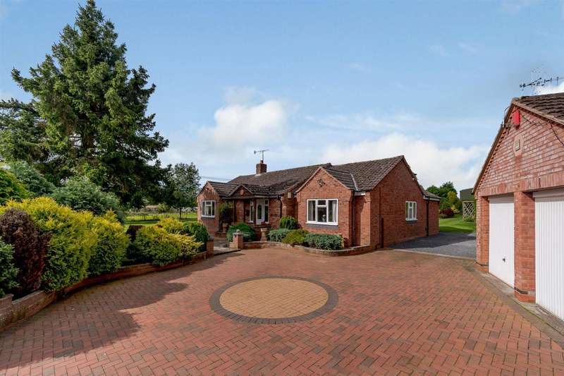 3 Bedroom Detached Bungalow For Sale In Brickhouse Lane, Stoke Prior