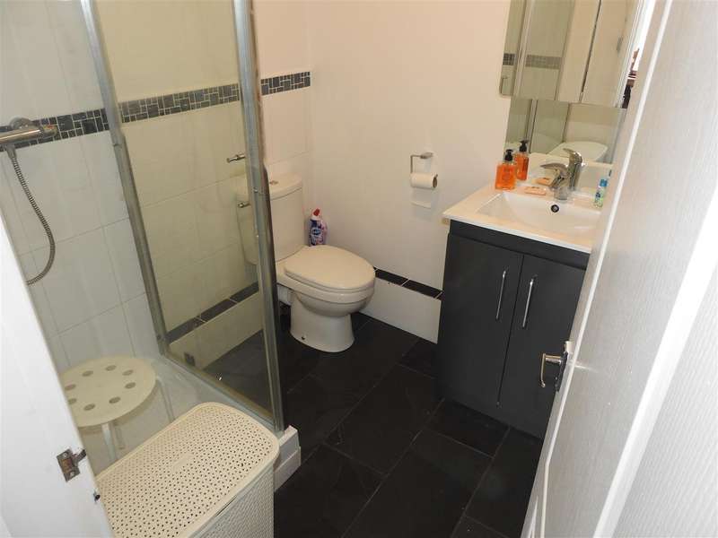 Should I Rent A House Or An Apartment Should I Rent A House Or An Apartment