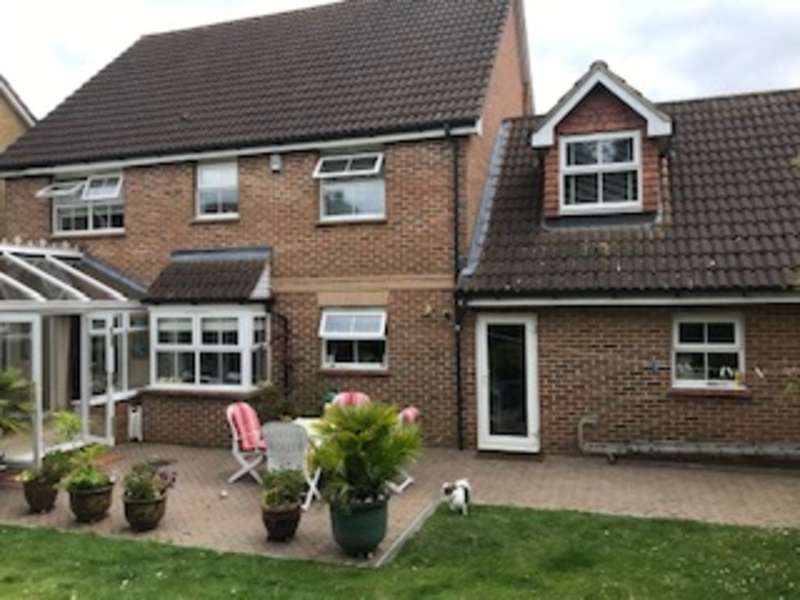 5 Bedroom Detached House For Sale In Cheshunt, EN7