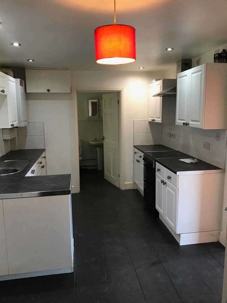 2 Bedroom Apartment To Rent In Cilfynydd Road, Pontypridd, CF37