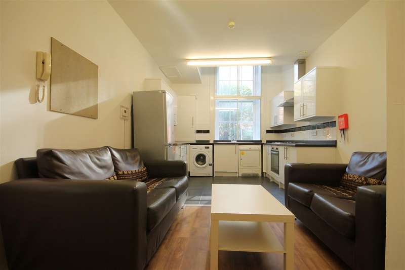 4 Bedroom Apartment To Rent In Clayton Street West, City Centre, NE1