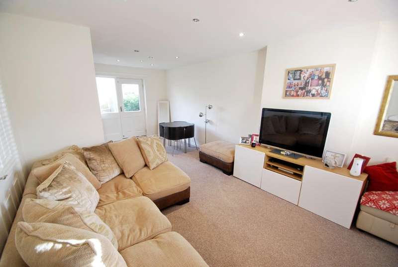 2 Bedroom Town House For Sale In Alfred Street, Bury, BL9