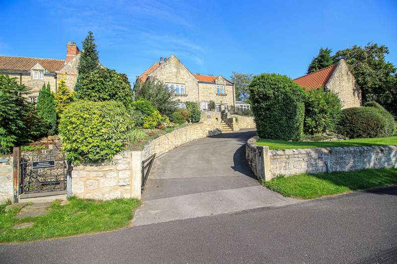 4 Bedroom Link Detached House For Sale In Cusworth, Doncaster, DN5