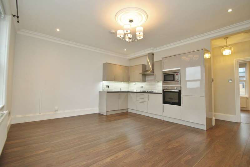 2 Bedroom Flat To Rent In High Road, Woodford Green, IG8