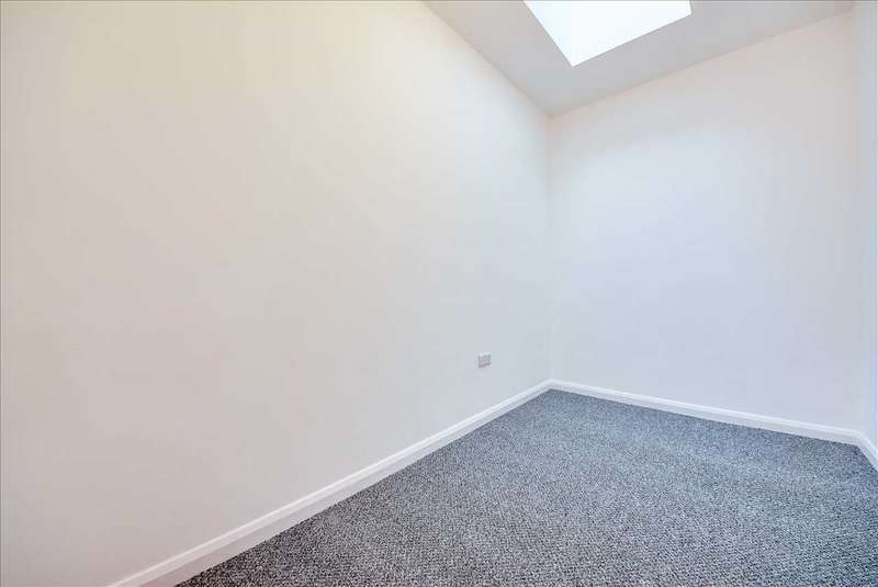 2 Bedroom Apartment To Rent In Knox Road, Wellingborough, NN8