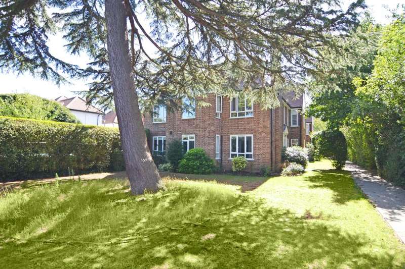 2 Bedroom Apartment For Sale In Cambridge Road, Teddington, TW11
