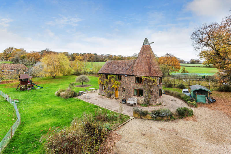 Houses for sale & to rent in TN14 6NQ, Hale Oak Road, Seal And Weald