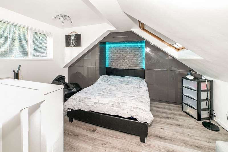 4 Bedroom House For Sale In Byron Court, Swalwell, Newcastle Upon Tyne