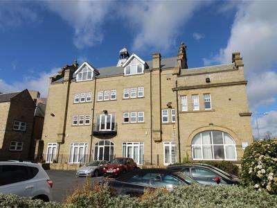 1 Bedroom Apartment To Rent In Clare Court, Halifax Town Centre, HX1