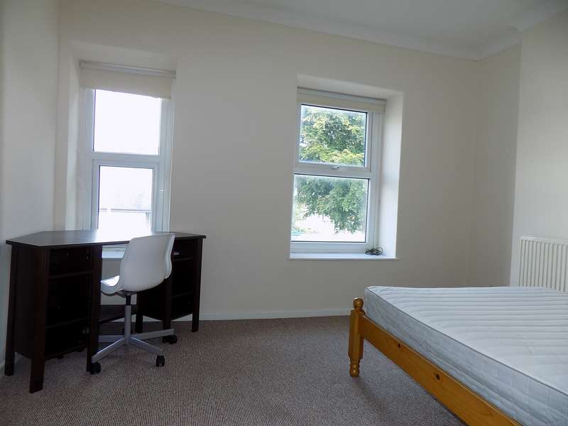 2 Bedroom Terraced House To Rent In Caernarfon Road, Bangor, Gwynedd, LL57