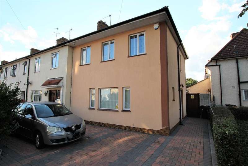 3 Bedroom End Of Terrace House For Sale In Gainsborough Road, Dagenham