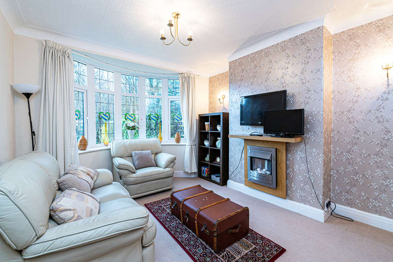 4 Bedroom Semi Detached For Sale In Ackers Road, Stockton Heath