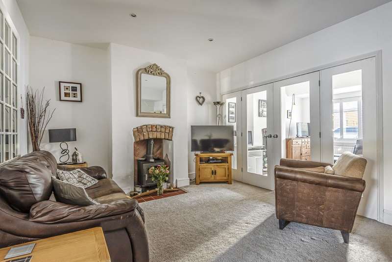 3 Bedroom Terraced House For Sale In Purley Road, Cirencester, GL7