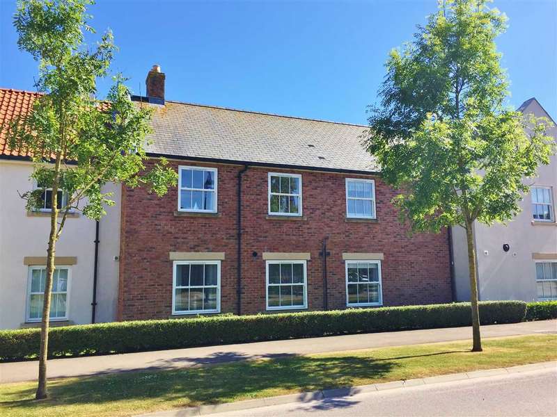 2 Bedroom Apartment Flat For Sale In The Parade, The Bay, Filey, YO14