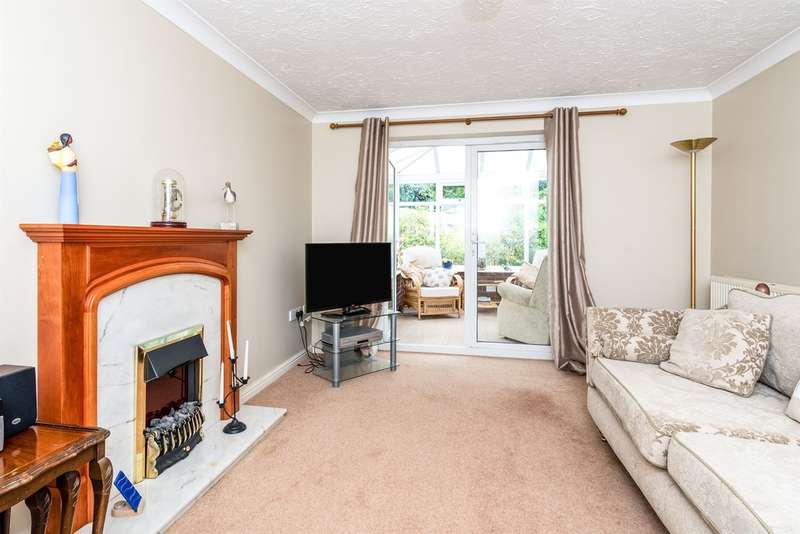 4 Bedroom Detached House For Sale In Clos Tir Twyn, Ystrad Mynach