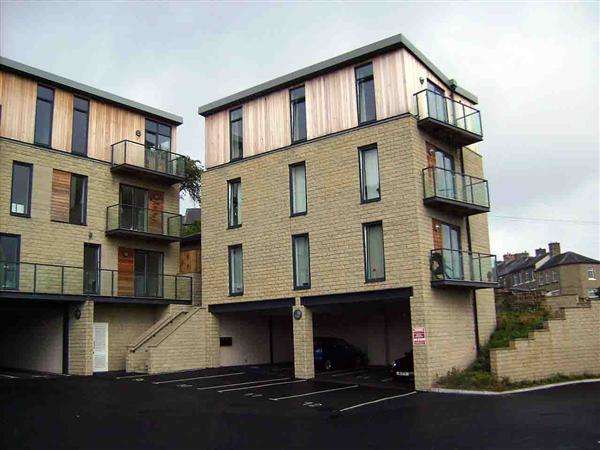 2 Bedroom Apartment To Rent In Aspley Heights Church Street, Moldgreen, Huddersfield, HD5