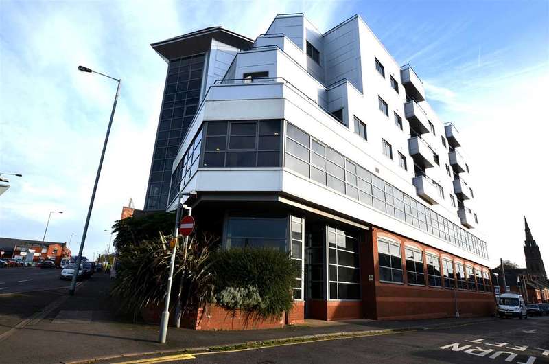 2 Bedroom Apartment To Rent In Brunswick Court, Newcastle, Newcastle-under-lyme, ST5