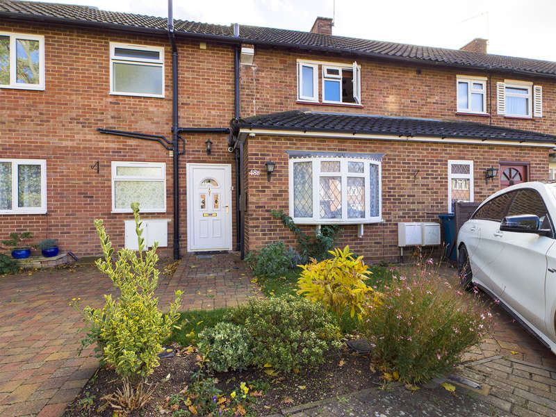 2 Bedroom Maisonette Flat To Rent In Ellement Close, Pinner, HA5
