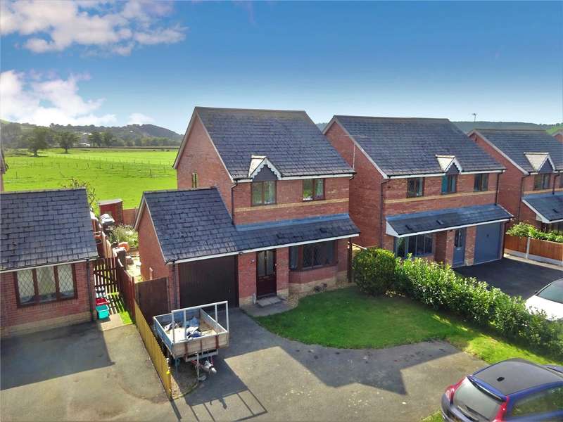 Houses for sale in Four Crosses, SY22, Powys