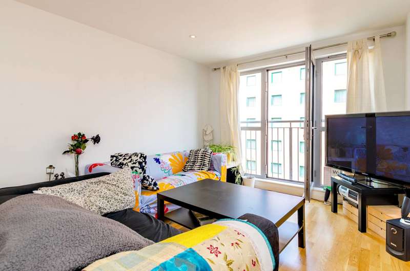 2 Bedroom Flat To Rent In Church Street East, Woking, GU21