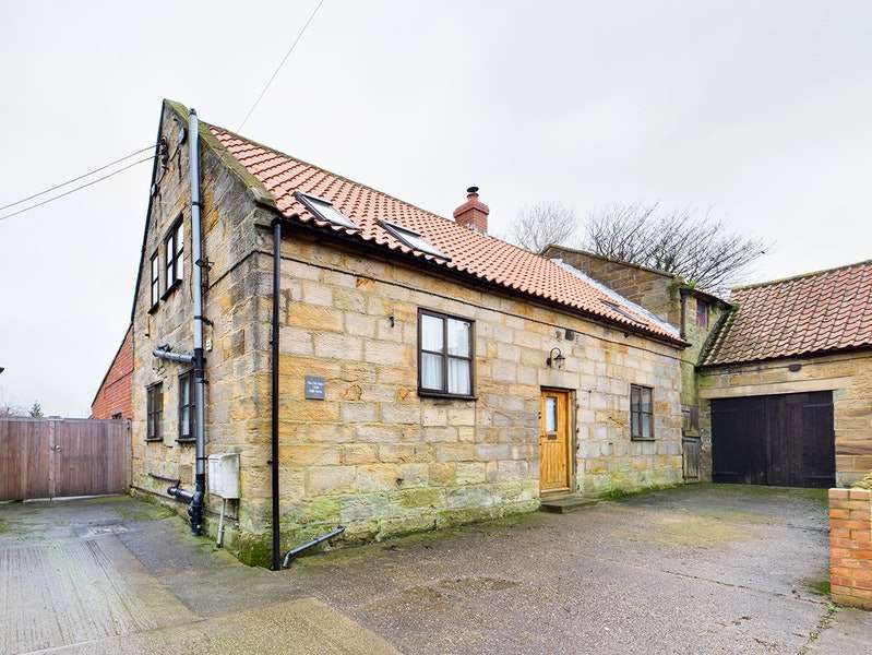 Houses for sale in Staithes, North Yorkshire