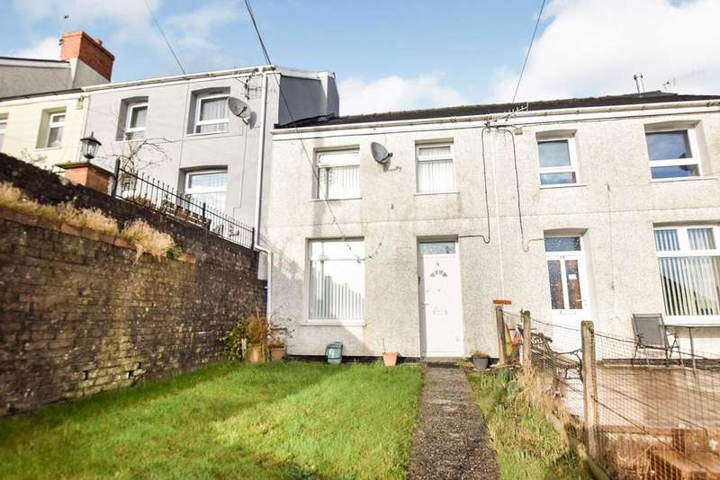 3 Bedroom Semi Detached To Rent In Farm Terrace, Phillipstown, New